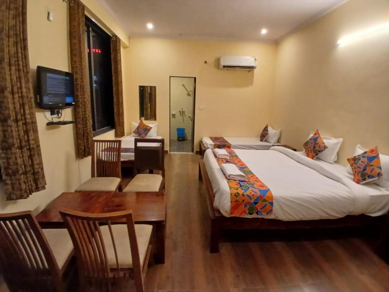 Hotel G M I, Sikar Road Джайпур Екстер'єр фото